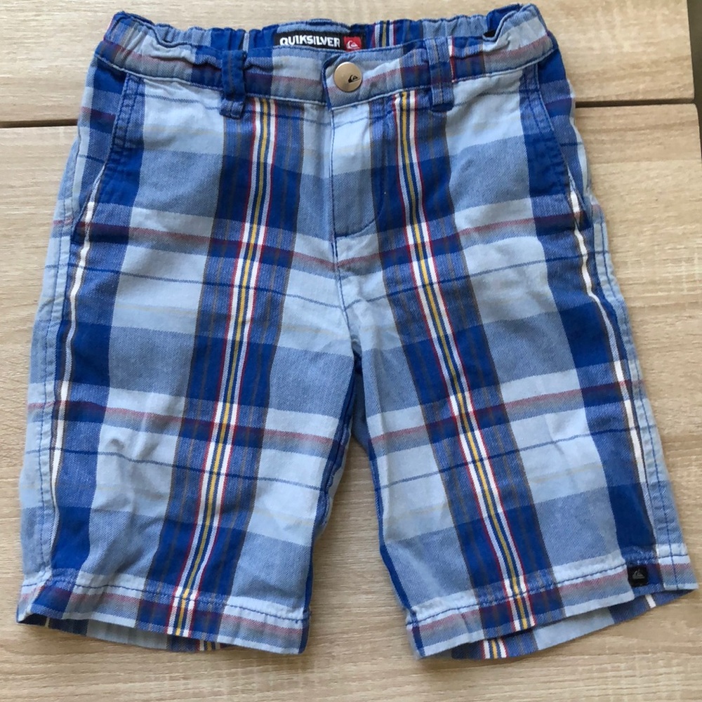 QUIKSILVER adjustable waist plaid boys shorts